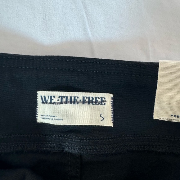 We The Free In My Feelings Mid Rise Crop Boot pants Pull On Essentials SZ Small - Picture 13 of 16